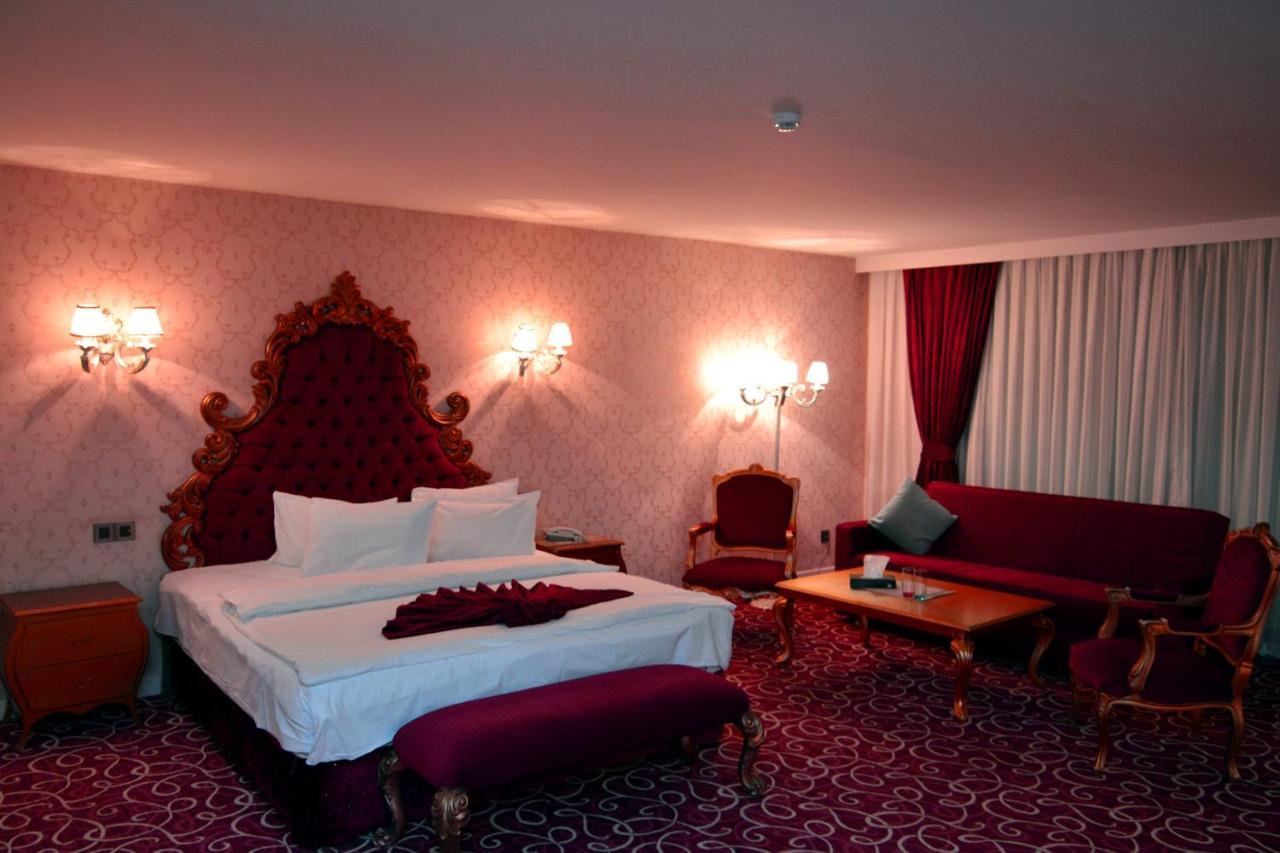 Deluxe Hotel Ganja Esterno foto