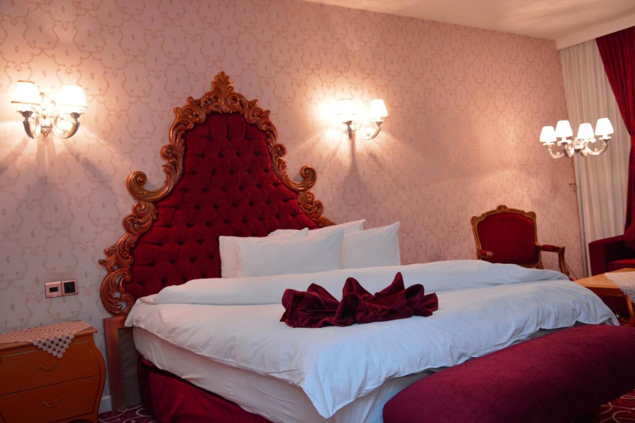 Deluxe Hotel Ganja Esterno foto