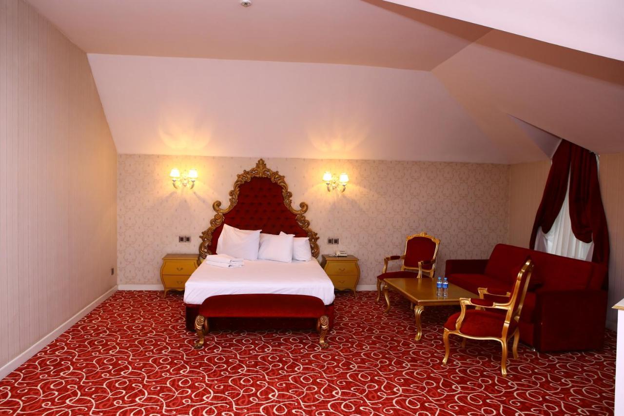 Deluxe Hotel Ganja Esterno foto
