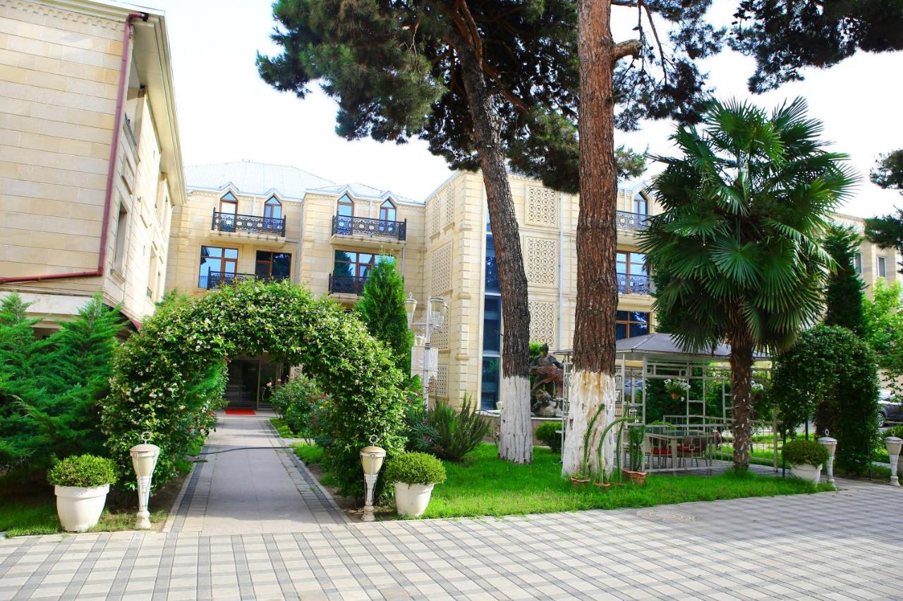 Deluxe Hotel Ganja Esterno foto